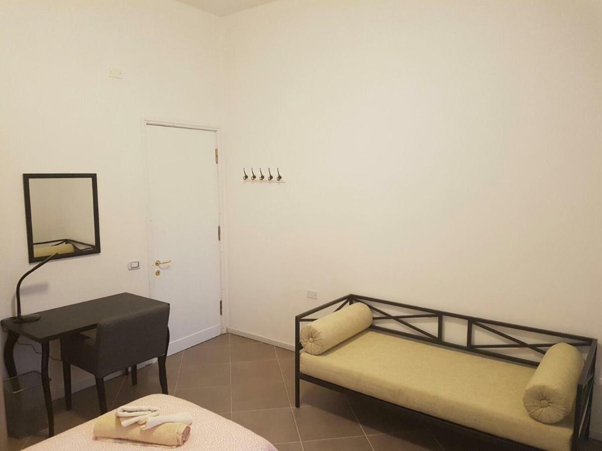 B&B Piazza Dante Nuoro Exterior photo
